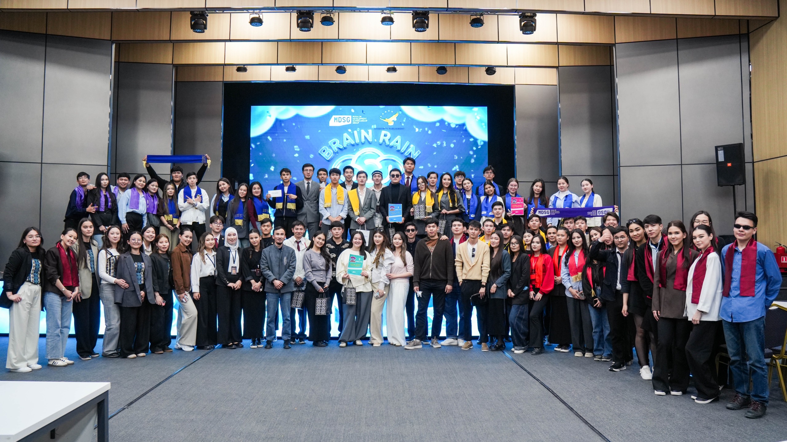 “Brain Rain” Intellectual Competition Held