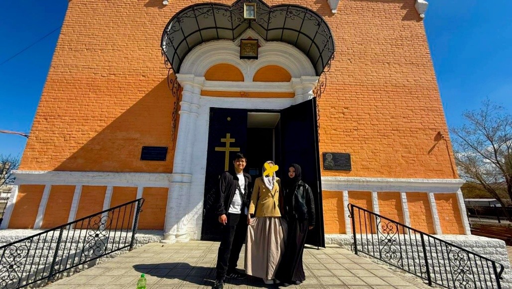 Учебная практика студентов-религиоведов: знакомство с конфессиональной жизнью современного общества