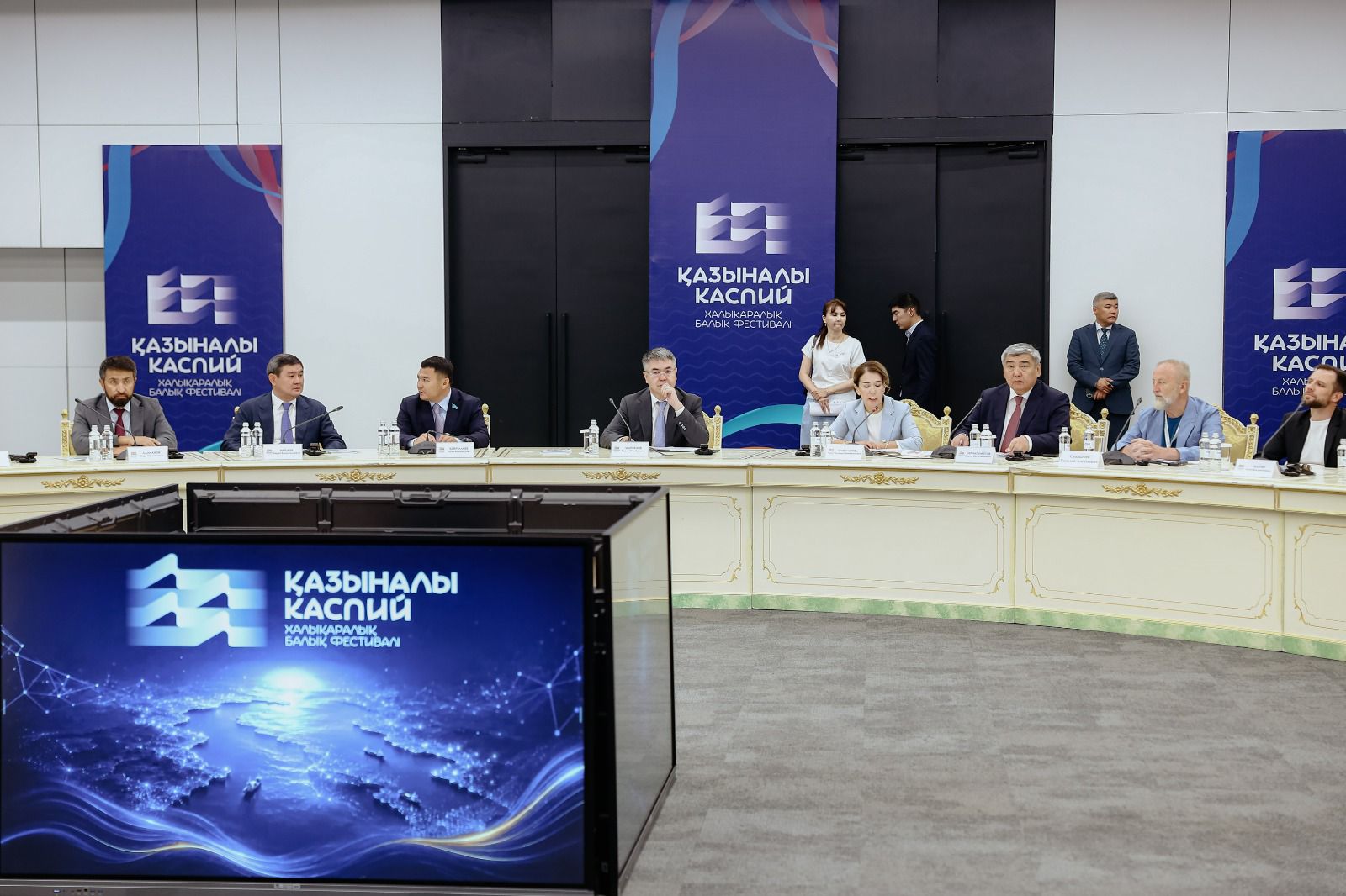 Профессорско-преподавательский состав Атырауского университета приняли участие в Международном рыбном фестивале «Қазыналы Каспий»