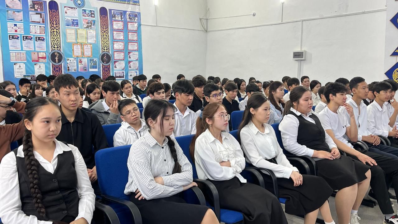 Мектеп түлектеріне кәсіби бағдар беру шарасы өтті