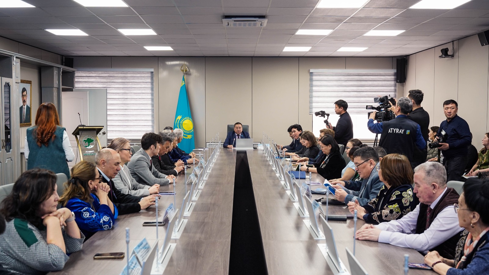 Атырау университетінде жаңа Конституцияның маңызы талқыланды