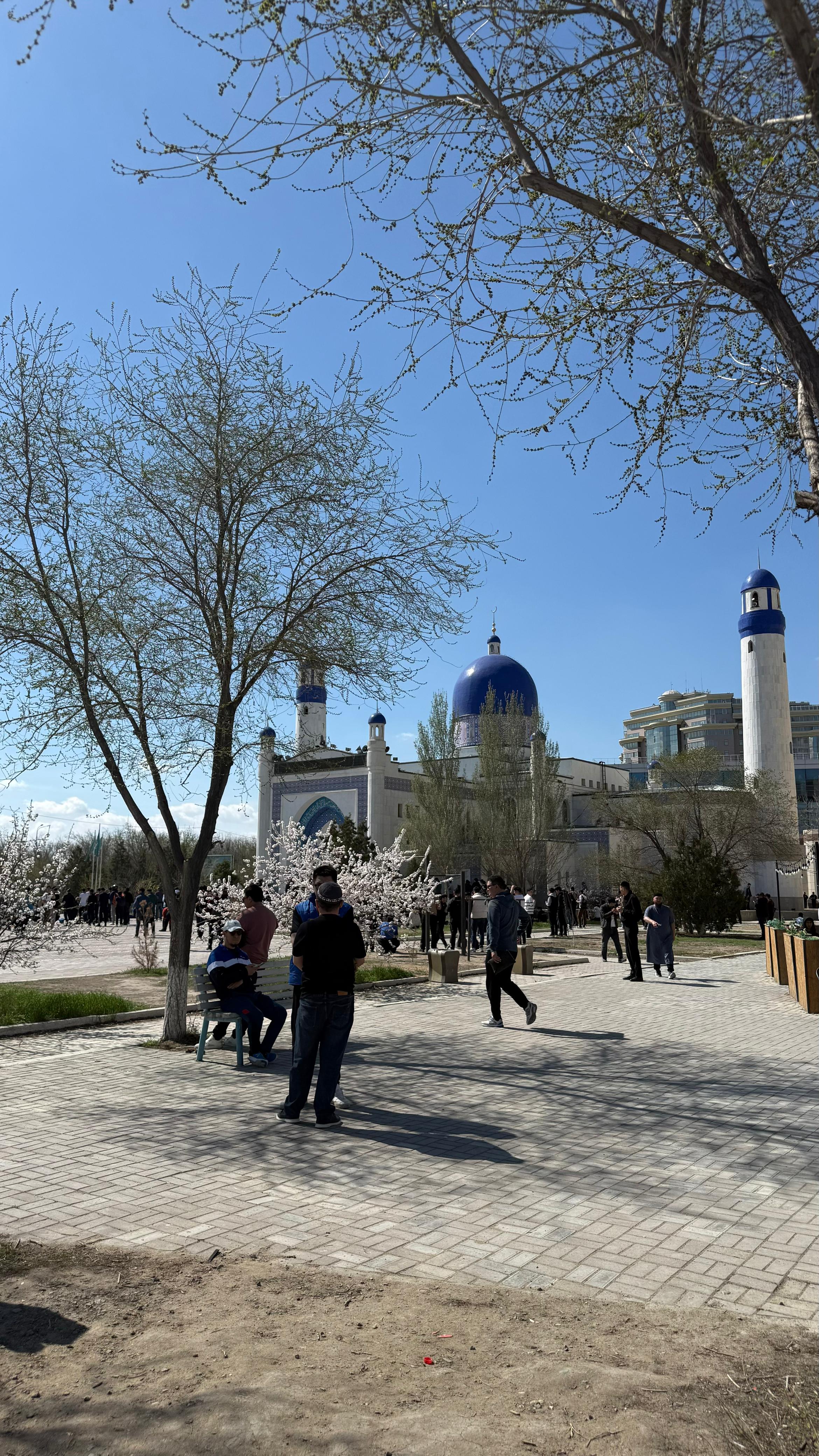 Учебная практика студентов-религиоведов: знакомство с конфессиональной жизнью современного общества